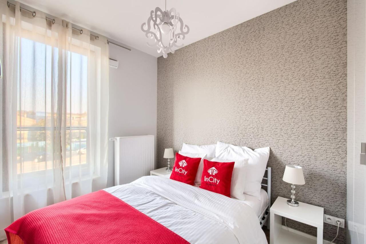 Incity Apartament *